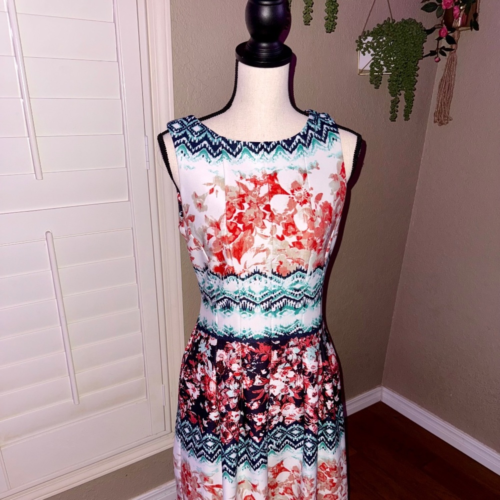 Gabby Skye Floral Geometric Dress - Size 8, Red Teal Bloom Vibes